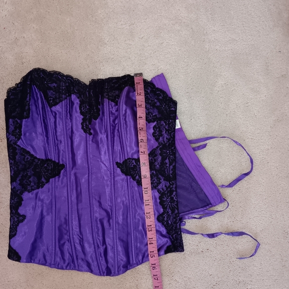 Frederick’s of Hollywood ~ Purple Satin Lace Strapless Corset – Size 34 - Picture 2 of 9